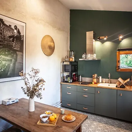 Lyonest D'hotes Bed & Breakfast