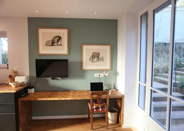 فندق مبيت وإفطار Lyonest D'hotes 4*