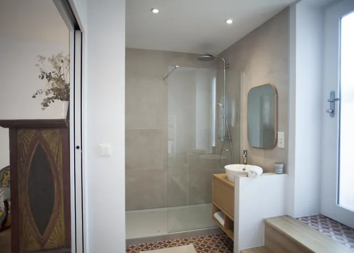 Lyonest D'hotes فندق مبيت وإفطار